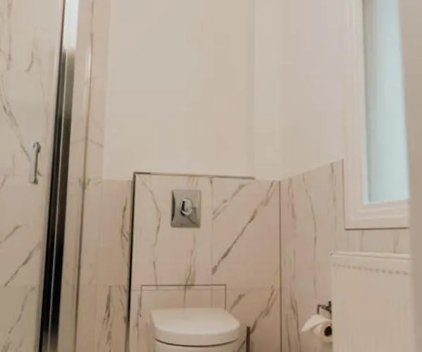 Haarlemmerstraat Konukevi Amsterdam