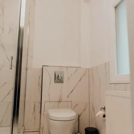 Haarlemmerstraat Konukevi Amsterdam